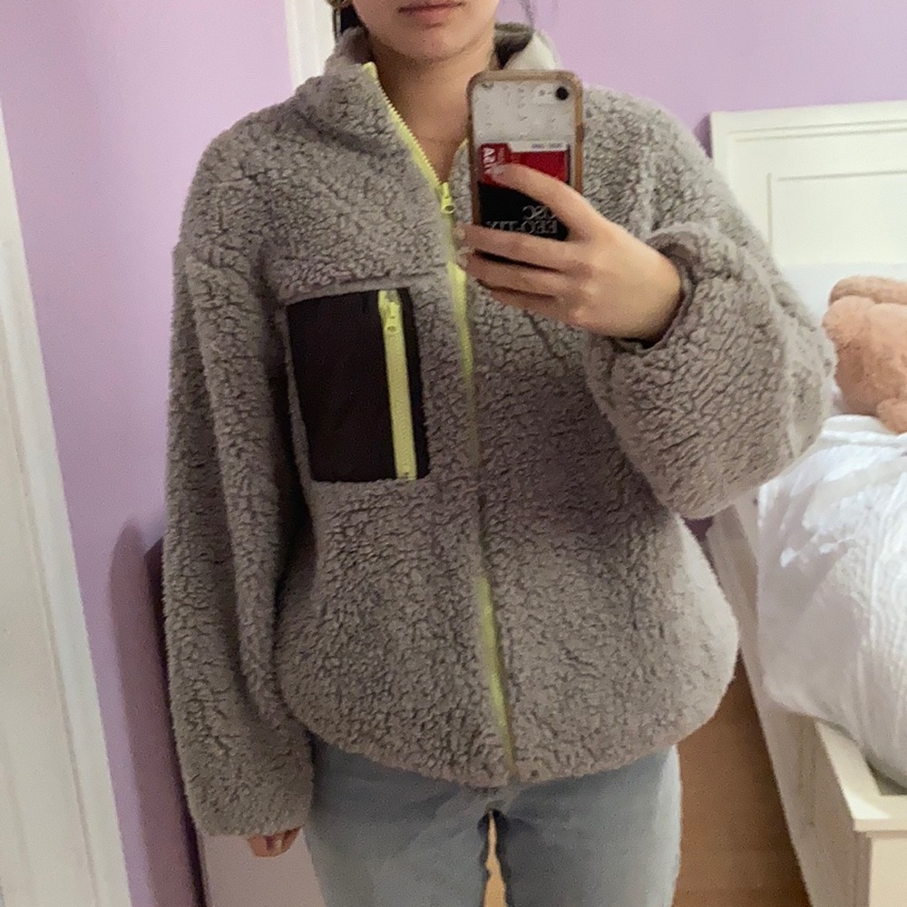 Grey Sherpa soft new jacket